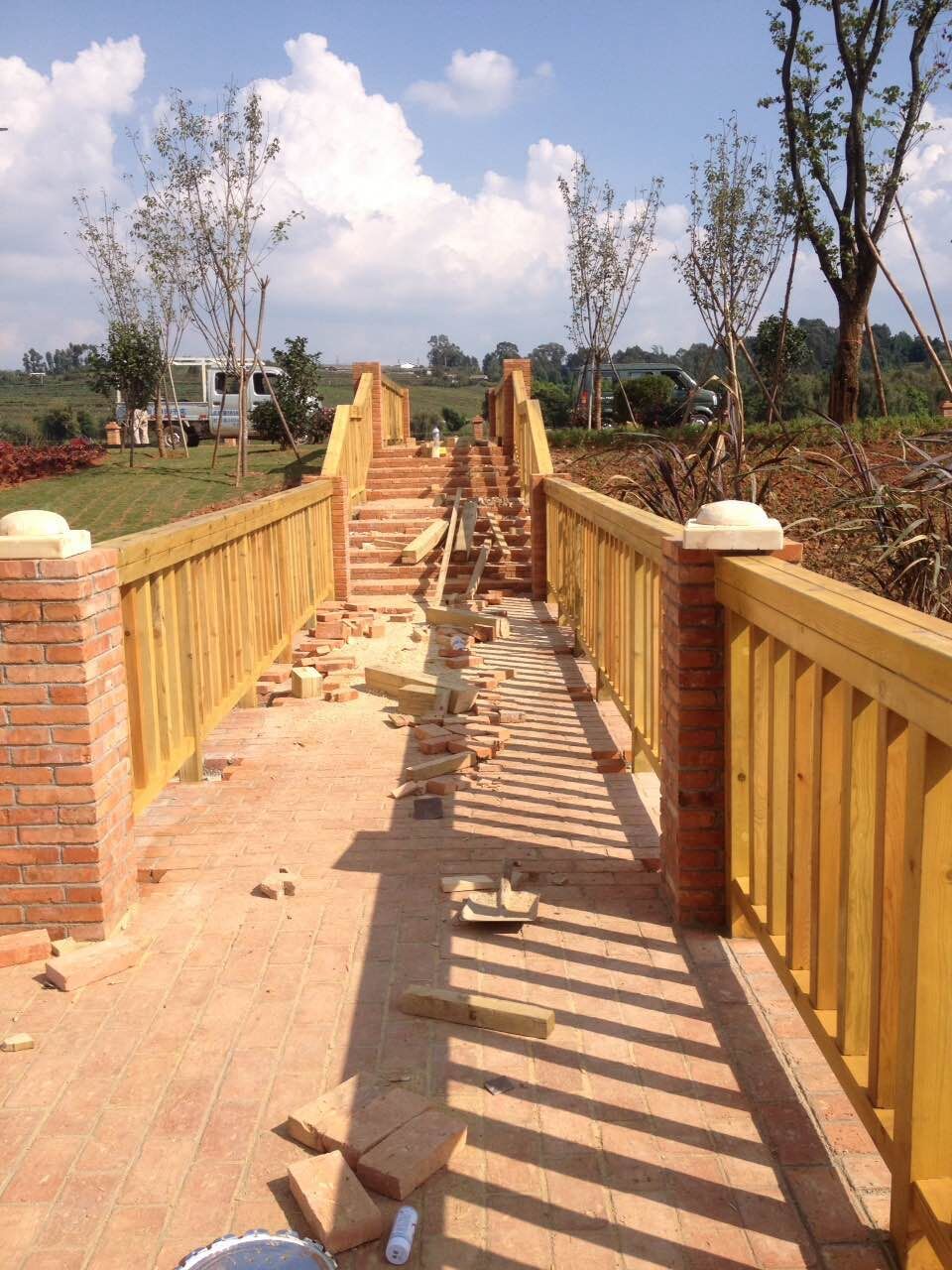 友情漆結(jié)緣云南東風(fēng)韻 友情漆結(jié)緣云南東風(fēng)韻